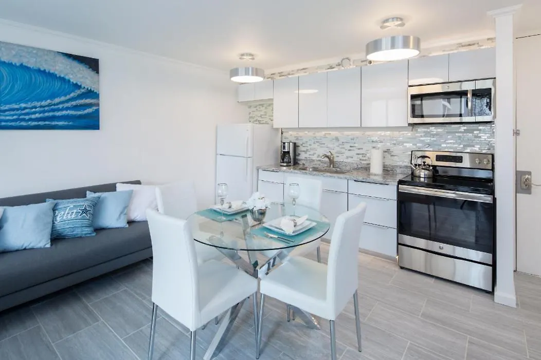 Waikiki Banyan Modern One Bedroom Free Parking Honolulu